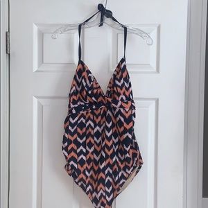 Liz Lange maternity bathing suit